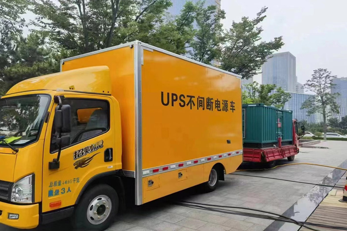 前海街道发电机租赁施工现场
