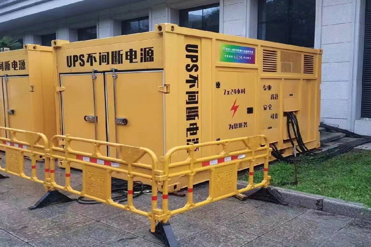 前海街道发电机租赁施工现场
